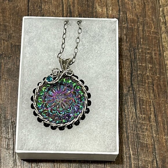 New Handcrafted Vintage Czech Glass Button w/ Silver Plated Wiring Necklace - Picture 2 of 6